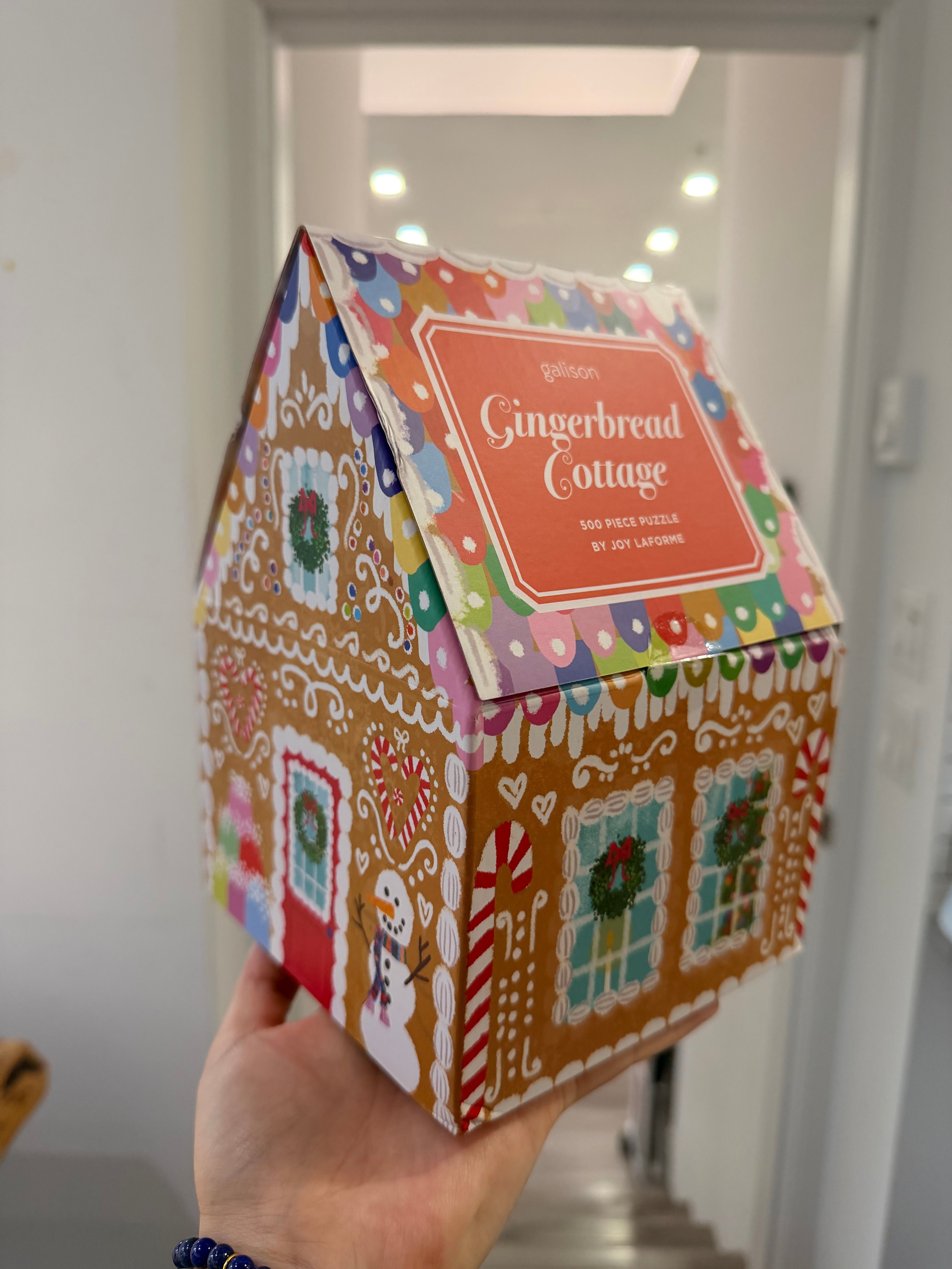 Galison | 500 Pieces | Gingerbread Cottage House Puzzle