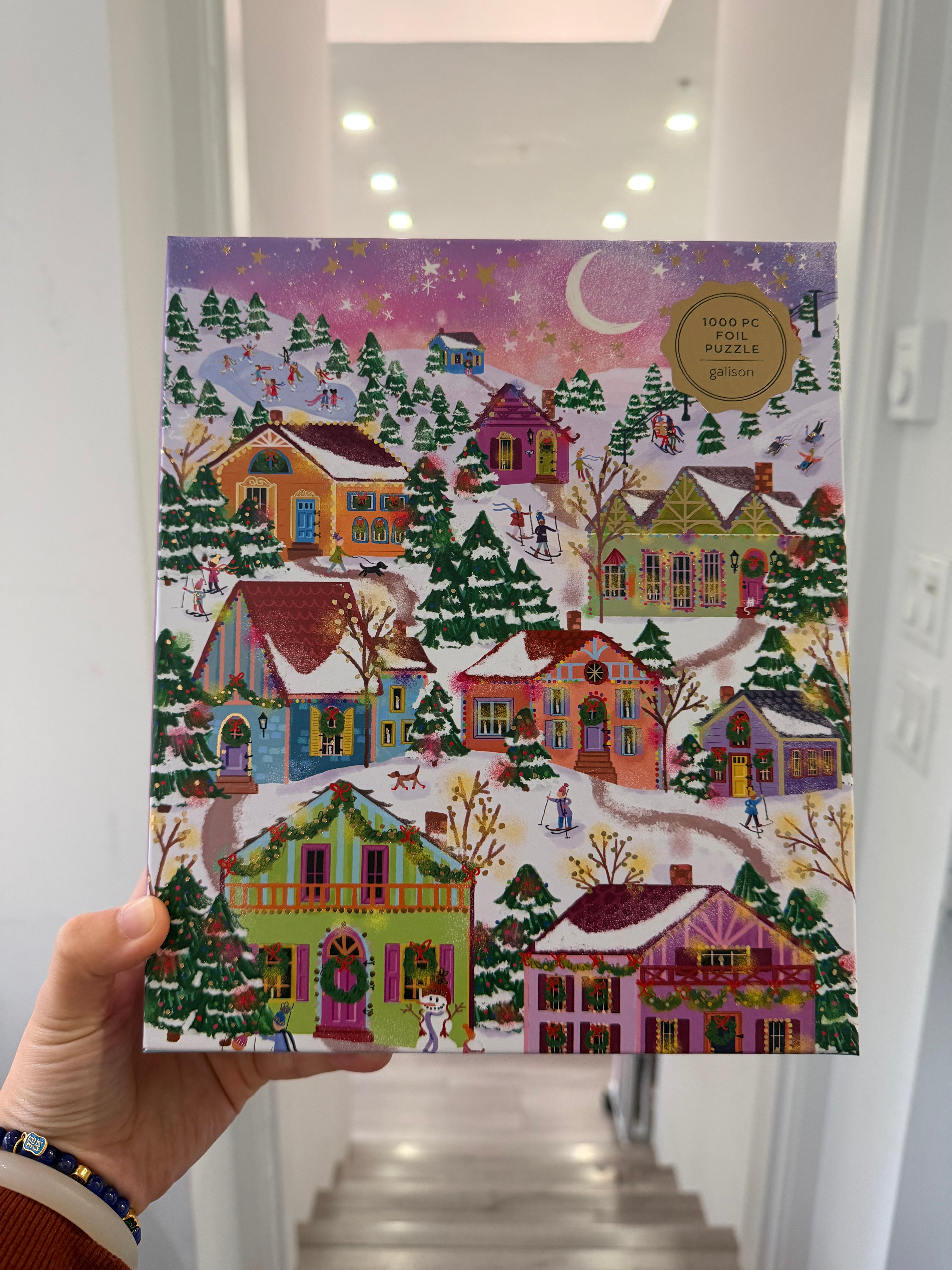Galison | 1000 Pieces | Snowcap Village Foil Puzzle